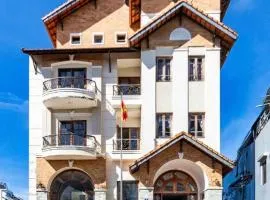 Hung Phong Hotel - Near Dalat Night Market