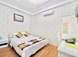 Truc Huyen Hotel