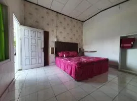 OYO 91077 Losmen Bunda Arema