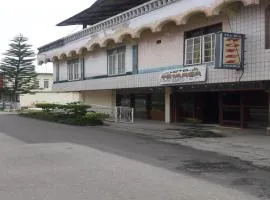 OYO 93237 Hotel Triarga