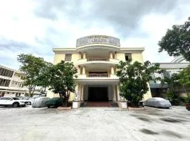 OYO 1246 Nha Khach Cuc Hau Can