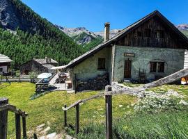 Auberge l'Estoilies, Hotel in Saint-Véran