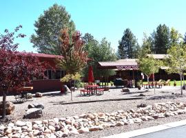 Roundhouse Resort, hotel in Pinetop-Lakeside