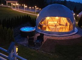 Mountain Glamp Zakopane - Jacuzzi - Widok na Góry, hotel v Zakopaném