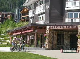Selkirk Lodge