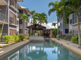 Southern Cross Atrium Apartments, ξενοδοχείο στο Κερνς