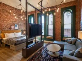 Moxy Cincinnati Downtown