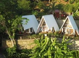 Happy Komba Lodge