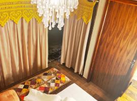 Pousada Tarumã challes 3、ボニートのホテル