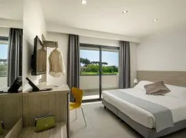 Simon Hotel Aprilia