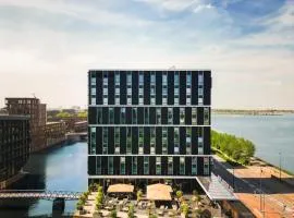 Four Elements Hotel