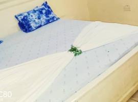 Cutting Edge Guest House, hotel u gradu Daranka