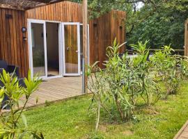 Les gîtes de L'Isle Jourdain, hotel en Pujaudran