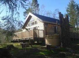 Loch Aweside Forest Cabins, hotel en Dalavich