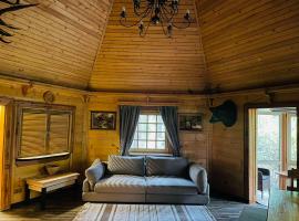 Ethno Complex Ukrayinske Selo, hotel v destinaci Buzovaja