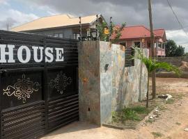 Bela House, khách sạn ở Trofwi