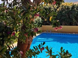 Hotel La Playa, hotel v destinaci Cala Gonone