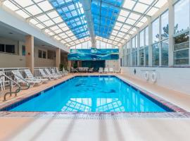 Watson's Regency Suites, ξενοδοχείο στο Όσεαν Σίτι