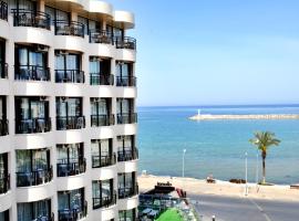 Hotel By Karaaslan Inn, hotel in Kuşadası