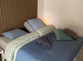 AdelgadeHuset, hotel in Bogense