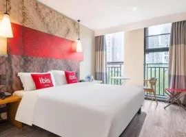 ibis Chengdu East Railway Station Hotel