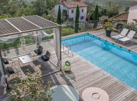 Villa Alma Vista, hotel v destinaci Dobrovo