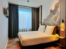 Nebula Hotel by Ine's