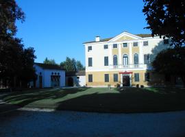 Hotel Photo: Villa Garbinati