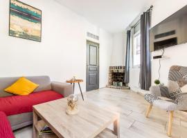 Cosy house 5 rooms 5 Bathrooms close commodities, hotel in Roubaix