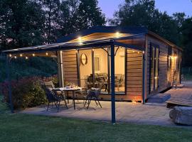 Auszeit am Alfsee, inklusive Dinopark und Indoorspielplatz, Hotel in Rieste