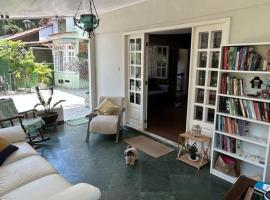 Casa clorophila is a comfortable inn, hotel en Vila Velha
