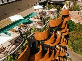 Heiss Hotel By Jalo