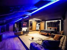Unique Luxury Suite