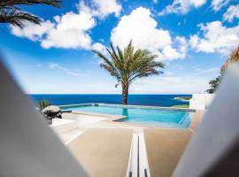 Beautiful villa in Willemstad, Curazao, hotel i Dorp Soto