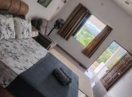 National Park Belebar Studio - Kuala Tahan, ξενοδοχείο σε Kuala Tahan