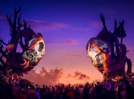 Oshom Bali at Nuanu Creative City, khách sạn ở Tabanan