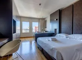 Wall Art Hotel & Residence