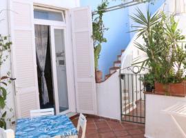 La Casa del Comandante, ξενοδοχείο σε Ponza