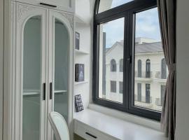 Tom Homestay - Vinhomes Grand Park, ξενοδοχείο σε Long Bình