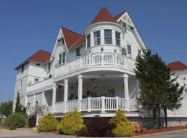Tavern on the Bay Hotel - Frank Sinatra Suite