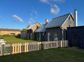 Svītrainās mājas, Hotel in Pāvilosta