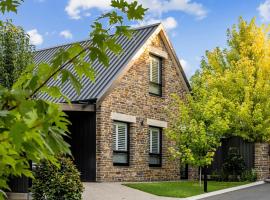 Vale 194 - Luxury Accommodation in McLaren Vale - 5 holiday homes with king size beds, Hotel in McLaren Vale