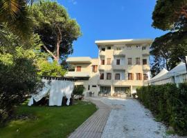 Hotel La Tavernetta dei Ronchi โรงแรมในมารีนา ดิ มาซซา