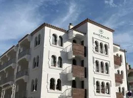 Emerald Sun Hotel