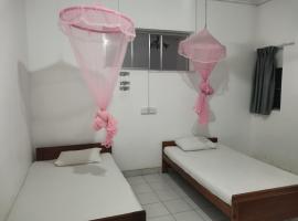 Feel Like Home Hostel Anuradhapura, hotel en Anuradhapura