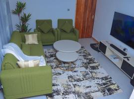 KYM'S Superstays, hotel v destinaci Meru