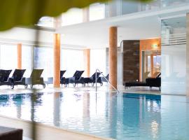 Seehotel Süd by S4Y, ξενοδοχείο σε Velden am Wörthersee