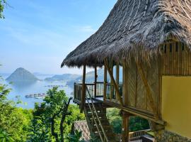Elang Hillside Bamboo Villas, Hotel in Labuan Bajo