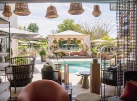 Wellness & Thermal Retreat Das Mühlbach, hotel in Bad Füssing