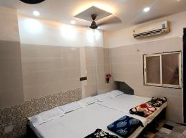 HOTEL IN UJJAIn, hotelli kohteessa Ujjain